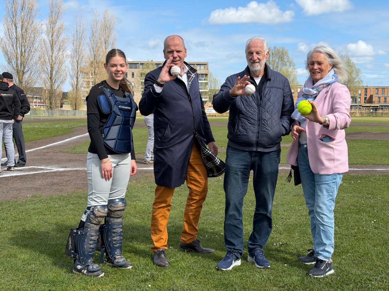 Alphians ontvangt bijzondere gasten voor seizoensopening - BSC Alphians ...